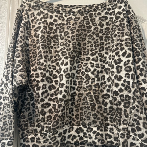 Good American Cheetah Sweatshirt - Picture 2 of 5